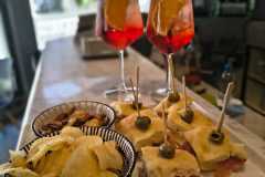 Bar-a-Besozzo-Sweeties-Colazione-Aperitivi-Pranzo-veloce-Pasticceria-Pane-a-Besozzo-Pizza-Tavola-fredda-Birra