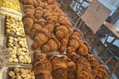 Bar-a-Besozzo-Sweeties-Colazione-Aperitivi-Pranzo-veloce-Pasticceria-Pane-a-Besozzo-Pizza-Tavola-fredda-Crema-caffe